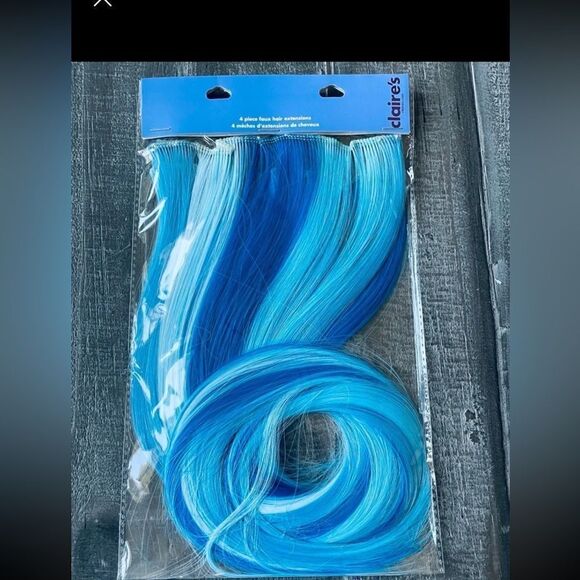 Blue Ombre Highlight Claire’s Hair Extensions Set - Picture 1 of 2
